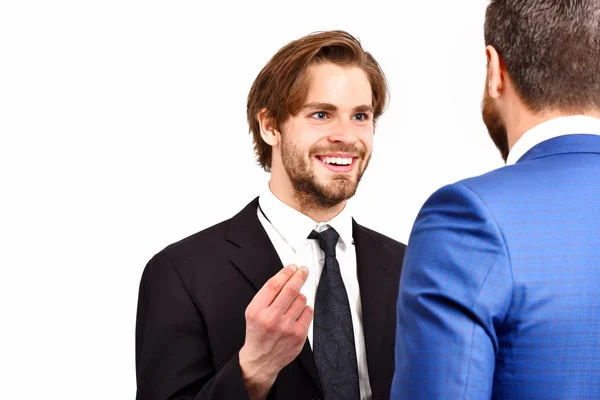 Capo e dipendente, uomini felici in giacca che parlano alla riunione — Foto Stock