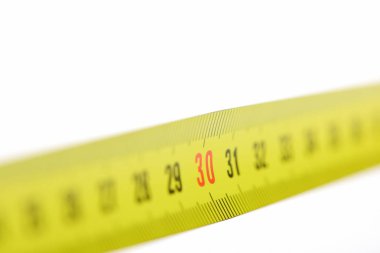 Numarası otuz odaklı sarı esnek cetvel parçası