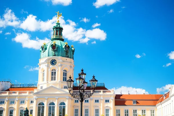 Charlottenburg palace and garden in Berlin — Stock Photo, Image