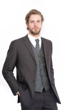 Ciddi sakallı bir menajer..