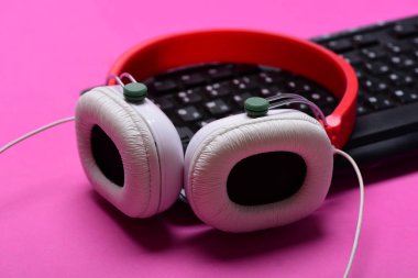 Müzik ve dijital ekipman kavramı. Ses kayıt ve teknoloji