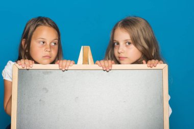 Çocuklar tahta, kopya alanı durun
