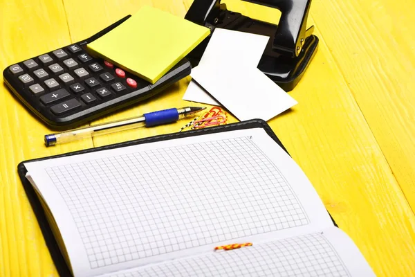 Office Araçları vintage yüzeyinde, yakın çekim