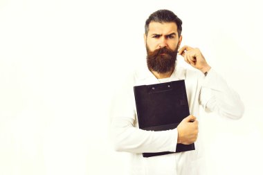 Kaba sakallı Kafkas doktor ya da lisansüstü öğrencisi