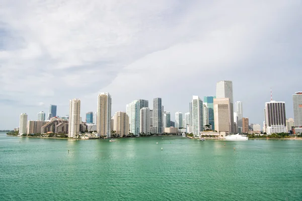 Miami skyline skyskrapa — Stockfoto