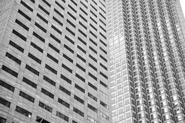 Panorâmica e perspectiva de ângulo largo vista para o fundo azul de aço de vidro — Fotografia de Stock