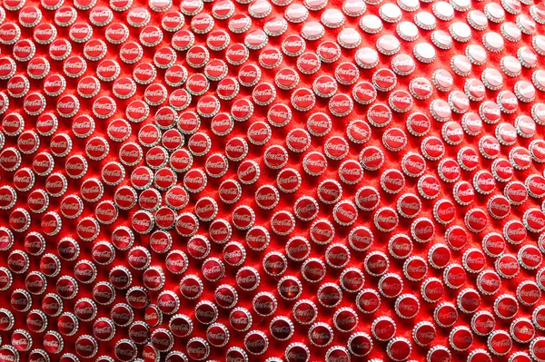 コカ ・ コーラの赤キャップの背景 — ストック写真