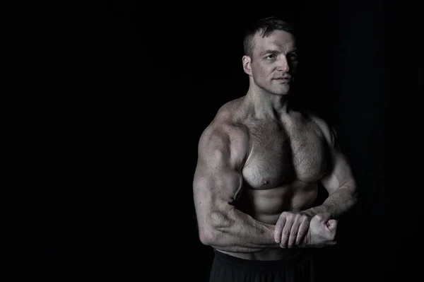 Trainer Sportler mit nackter Brust. — Stockfoto