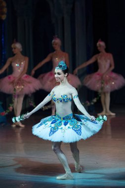 Bale dansçısı Katerina Kukhar sırasında Corsar bale