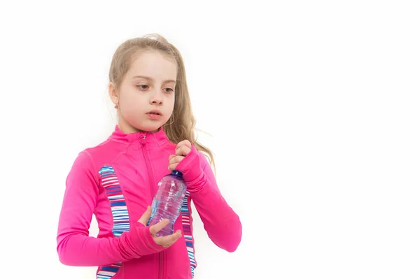 Κορίτσι με μπουκάλι του πόσιμου νερού — Φωτογραφία Αρχείου