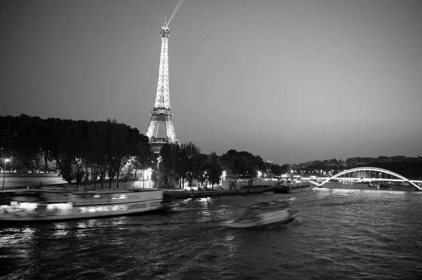 Paris Frankrijk Juni 2016 Eiffel Toren Met Verlichting Nacht Parijs — Stockfoto