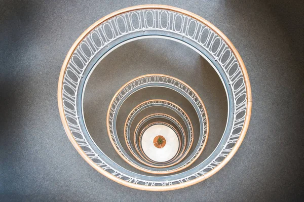Níveis de piso em espiral em Hamburgo, Alemania — Fotografia de Stock