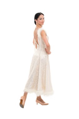 Kadın dansçı izole üzerinde beyaz, güzellik gülümse ve görün. Balo salonu dans elbise, moda ve stil gülümseyen mutlu. Dans, performans veya eğlence kavramı