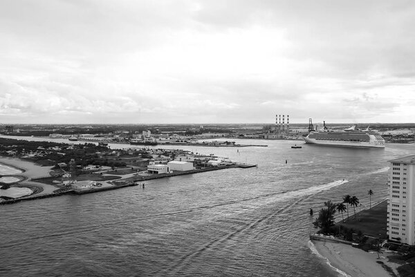 Marine seascape under cloudy sky background in Fort Lauderdale, 