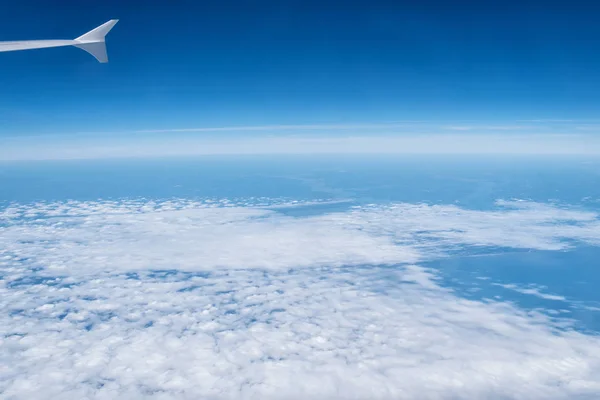 Atmósfera Estratosfera Aire Cielo Nubes Vistas Desde Ventana Del Avión — Foto de Stock