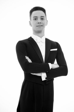 İşadamı için kıyafet. Papyon ile şık elbiseli adam. Balo Salonu dansçı şık smokin içinde. Damat Düğün veya tatil kutlaması için giyinmiş. Moda stil ve eğilim kavramı, siyah ve beyaz