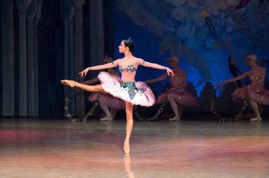 Kiev, Ukrayna - 7 Nisan 2017: balet Katerina Kukhar bale sırasında Corsar veya Le Corsaire Ukrayna Ulusal Operası