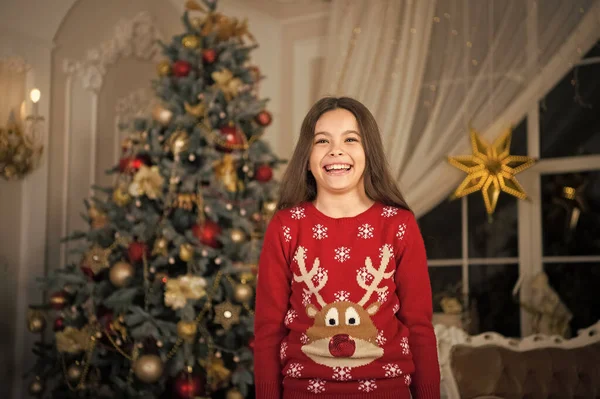 Little child girl likes xmas present. New year new goals. The morning before Xmas. New year holiday. Christmas. Kid enjoy the holiday. Happy new year. small happy girl at christmas. happy smile — Stock Photo, Image