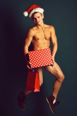 Yakışıklı maço Noel Baba