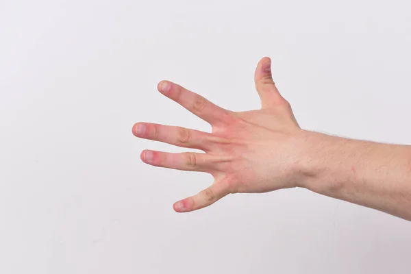 Жест рукой выражает цифры. Концепция обратного отсчета и невербальной коммуникации — стоковое фото