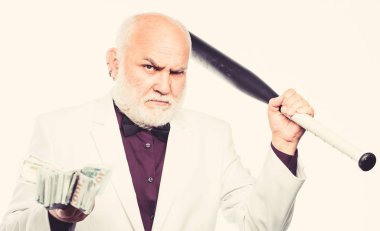 siyah maaş. başarılı bir işadamı. Zenginlik. suç ve soygun. borç çukuru. zengin olgun adam çok para var. dolar banknotlar ve beyzbol sopası ile olgun sakallı adam. kirli iş