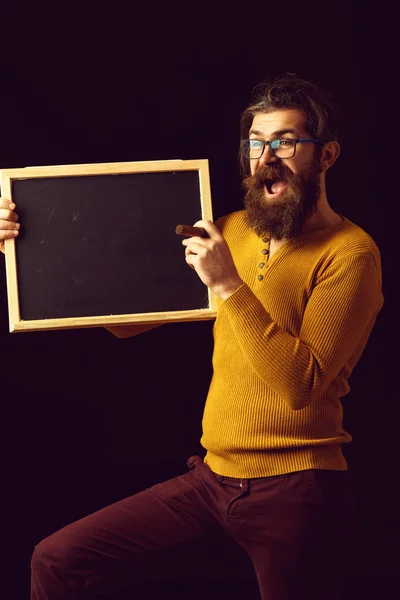 Leende hipster i glasögon — Stockfoto