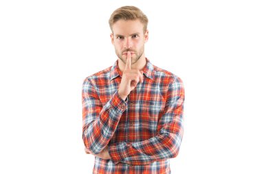 Sır olarak. Köy tarzı. Adam kareli gömlek giyiyor. Taşralı ve taşralı. Çekici bir adam. - Seksi insanlar. Gençlik modası. Modaya uygun bir kıyafet. Günlük kıyafetler. Rahat hissediyorum. Country müzik konsepti