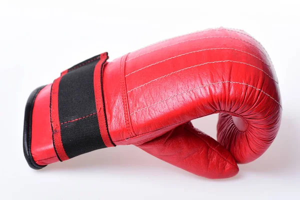 Gants de boxe article couché en gros plan. Protection et résistance — Photo