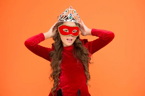 Just call me big boss. Big boss kid orange background. Small girl boss wear crown and mask. Ambitious little child. Prom queen. Beauty power. Big boss. Glory and pride. Dream big — 스톡 사진