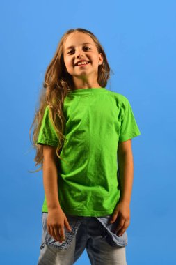 Çocuk havalı bir Bgirl gibi davranıyor. Çocukluk ve yaşam tarzı