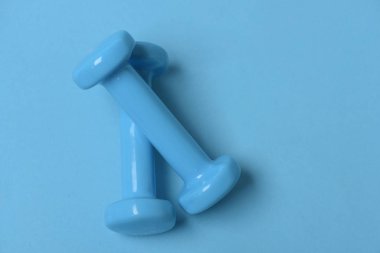 Barbell küçük boyutu, TOPVIEW ve kopya alanda. Sağlık rejimi