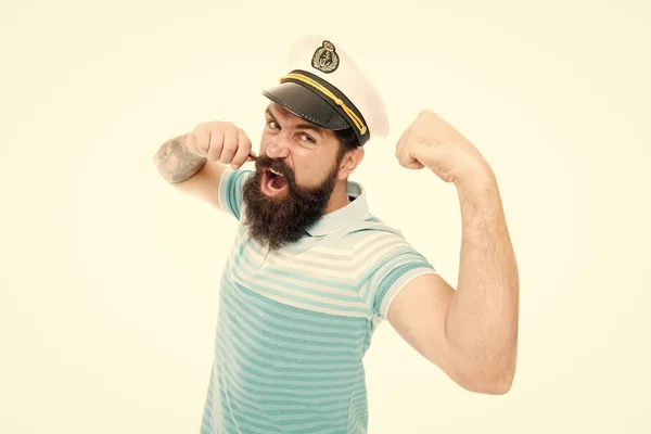 Heer van de zeeën. Reis concept. Zomervakantie. Hipster baard snor Sailor hoed. Captain Cruise Liner. Brute Seaman geïsoleerd op wit. Captain concept. Bearded Man kapitein van het schip. Sea Cruise — Stockfoto