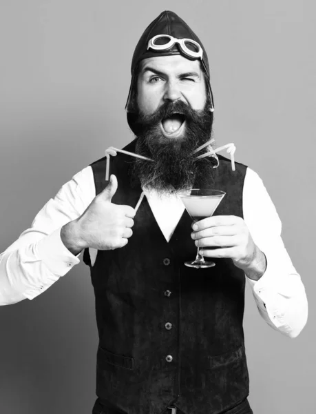 Happy handsome bearded pilot with long beard — Stock Photo, Image