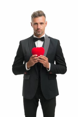 Sevgilim ol. Gerçek bir beyefendi. Aşkı kutluyoruz. Erkek kırmızı sevgililer günü kalbi. Romantik bir randevu. Zarif, modaya uygun, kendine güvenen bir adam. İş adamı resmi kıyafeti. Aşk sembolü sevgililer günü. Seni seviyorum.