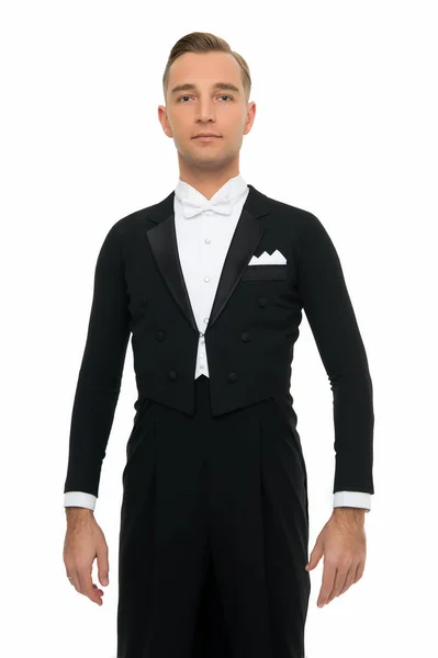 Club dei gentiluomini. Uomo ballerino sala da ballo look elegante. Ballerina di ballo da sala. Gentiluomo ben curato ballerino sfondo bianco. Concetto di fiducia. Ragazzo viso sicuro vestito in abito formale di lusso — Foto Stock