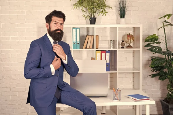 Fitting you perfectly. lawyer grooming before meeting. man is truly amazing. serious and mature boss at workplace. everything fits perfect. business is his lifestyle. confident businessman in office — Stock Photo, Image