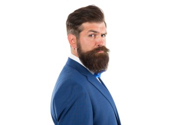 İş stratejisi. Düşüncenin basitliği. Kısa ve öz olma gücü. Şirket kültürü. Başarılı bir iş adamı yöneticisi. İş adamı konsepti. Kendine güvenen iş adamı resmi takım elbiseli yakışıklı sakallı adam.