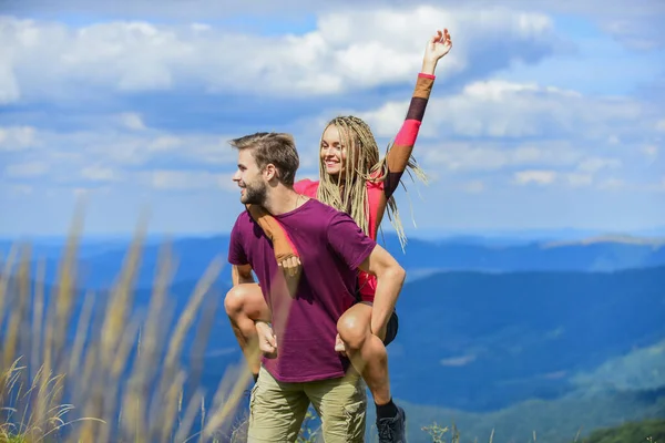Being together. best romantic date. Valentines day. sense of freedom. Traveling couple have fun. couple in love. Family relationship. happy to be together. man and woman in mountains — Stock Photo, Image