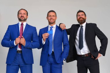 İş, güven ve takım çalışması konsepti. Şirket liderleri iş için buradalar.