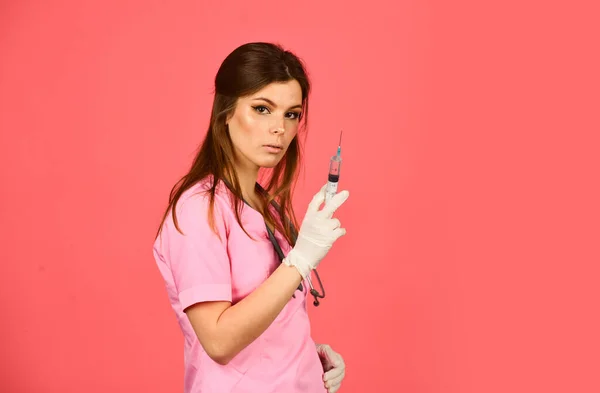 Free vaccine. Innovation. Nurse with coronavirus vaccine in syringe. Medical injection. Pretty woman doctor syringe needle vaccination copy space. Dose injection. Vaccine development. Medicament drug — Stock Photo, Image