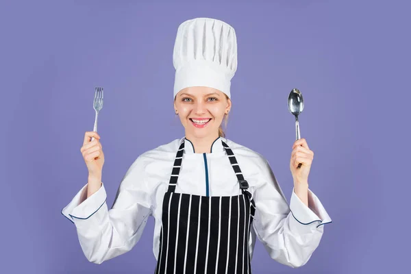 Lev bättre. yrke och yrke. uttrycka förtroende och framgång. inspirationskoncept. Kvinnlig kock inspirerad att laga mat. kock matlagning tips. Företagsägarens entreprenör. matlagning livsstil — Stockfoto