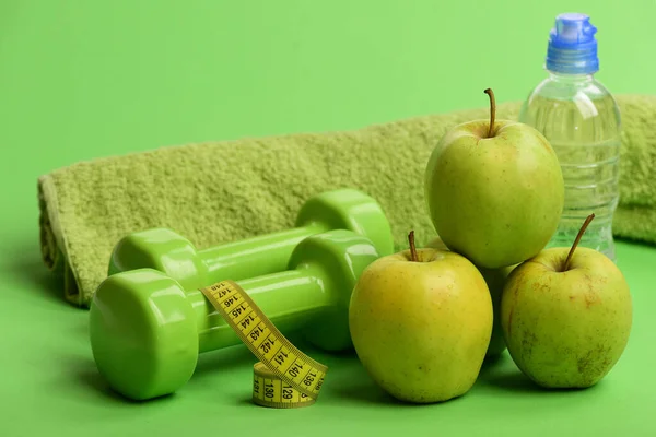 Santé et faible teneur en calories concept alimentaire. Sports et alimentation saine — Photo