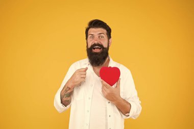 Tatil kutlaması. Aşk ve romantizm. İnsan organ bağışçısı olmak. Sakallı adam kırmızı kalp. Vahşi hippi kalbine iyi bakıyor. Sevgilin olmama izin ver. Sağlık hizmetleri. Kalp atışı kontrolleri. Aşık olmak.