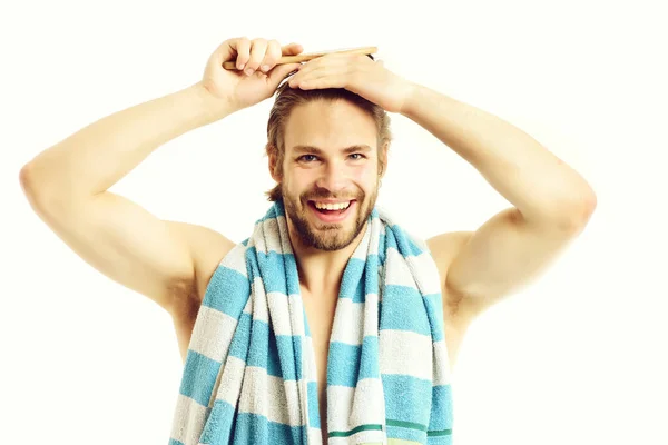 Hombre con el torso desnudo, cara sonriente feliz y barba —  Fotos de Stock