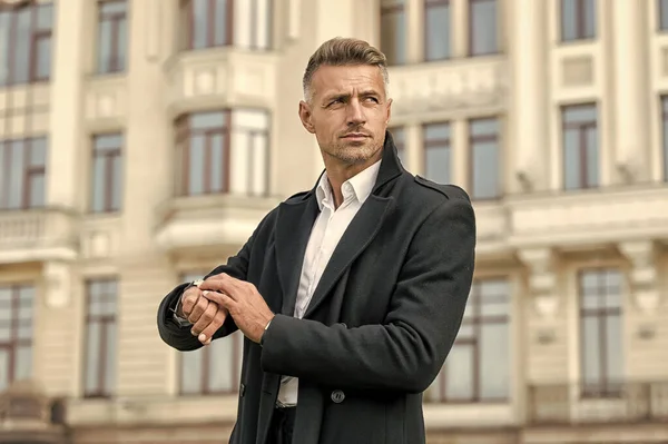 Whats the time. Businessman check watch outdoors. Handsome businessman hurry to business meeting. Elegant businessman in formal style. Businessman with smart and professional look. Business life — ストック写真