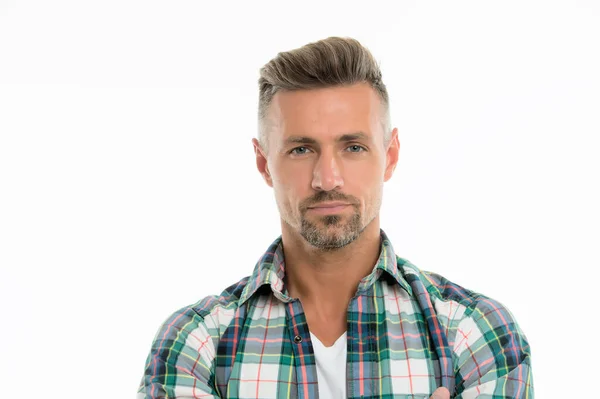 Uma franja perfeita. Estilo franja requer que você aplique alguns pomade ou cera e pentear o cabelo para a frente. Penteados franja permitem o volume do cabelo. Bonito homem maduro com penteado elegante. Salão de barbeiro — Fotografia de Stock