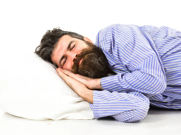 睡觉像婴儿的概念。留着胡子和胡子的男人 — 图库照片