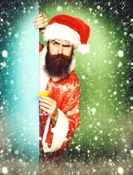 심각 한 수염의 산타 클라우스 남자 — 스톡 사진