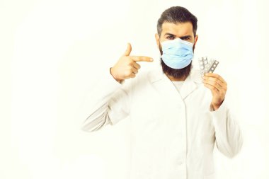 Kaba sakallı Kafkas doktor ya da lisansüstü öğrencisi