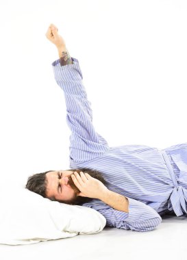 Uykulu esneyen yüzlü adam, uyan..